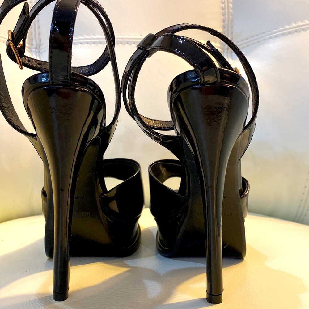 Saint Laurent Patent Heels - Picture 4 of 5